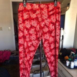 LuLaRoe TC Heart Leggings